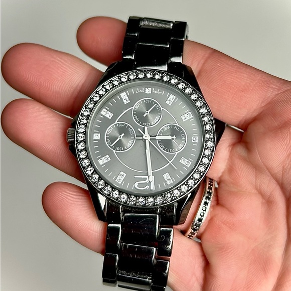 Avon Women’s Black Rhinestone Watch✨ - Picture 5 of 6